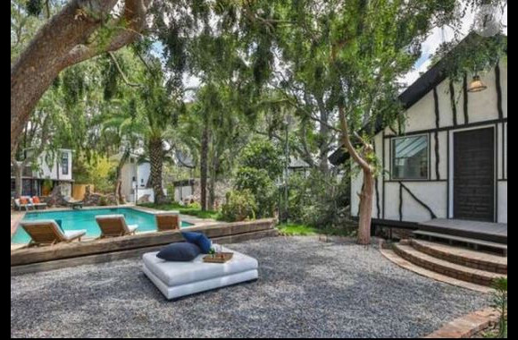 Lady Gaga s'est offert cette villa à Los Angeles pour la somme de 5,2 millions de dollars.