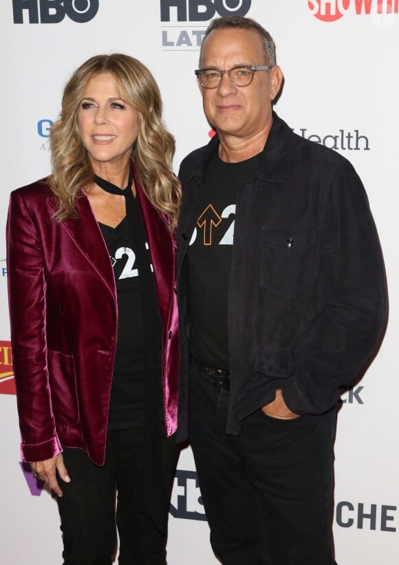 Rita Wilson et sa femme Tom Hanks à la soirée Stand Up To Cancer 2016 TV Special au Walt Disney Concert Hall à Los Angeles, le 9 septembre 2016