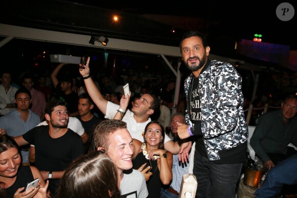 Exclusif - Cyril Hanouna - A l'occasion de son 42ème anniversaire, Cyril Hanouna à fait la surprise au public et chroniqueurs de "Touche pas à mon poste" d'emmener tout le monde, aprés l'émission, à Palma de Majorque pour faire la fête dans la célébre discothéque "Le Pacha" Palma de Majorque, le 22 Septembre 2016