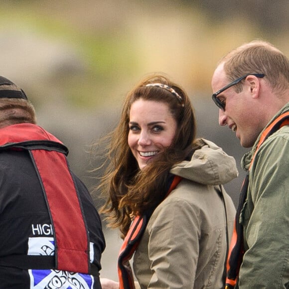 Le prince William et Kate Middleton, duc et duchesse de Cambridge, ont participé à bord du Highland Ranger à une partie de pêche pour la promotion de cette activité auprès des jeunes lors de leur visite de l'archipel Haida Gwaii le 30 septembre 2016, au septième et avant-dernier jour de leur tournée royale au Canada.