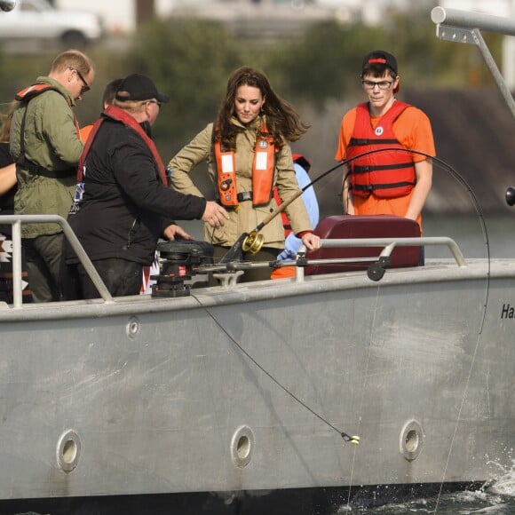 Le prince William et Kate Middleton, duc et duchesse de Cambridge, ont participé à bord du Highland Ranger à une partie de pêche pour la promotion de cette activité auprès des jeunes lors de leur visite de l'archipel Haida Gwaii le 30 septembre 2016, au septième et avant-dernier jour de leur tournée royale au Canada.