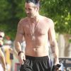 Exclusif - Colin Farrell, torse nu, à la sortie de son cours de yoga à Los Angeles, le 3 juin 2013.