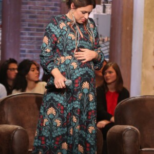 Natasha St-Pier (enceinte) lors de l'enregistrement de l'émission "Du côté de chez Dave" au Studio 107 à La Plaine Saint Denis le 20 octobre 2015.