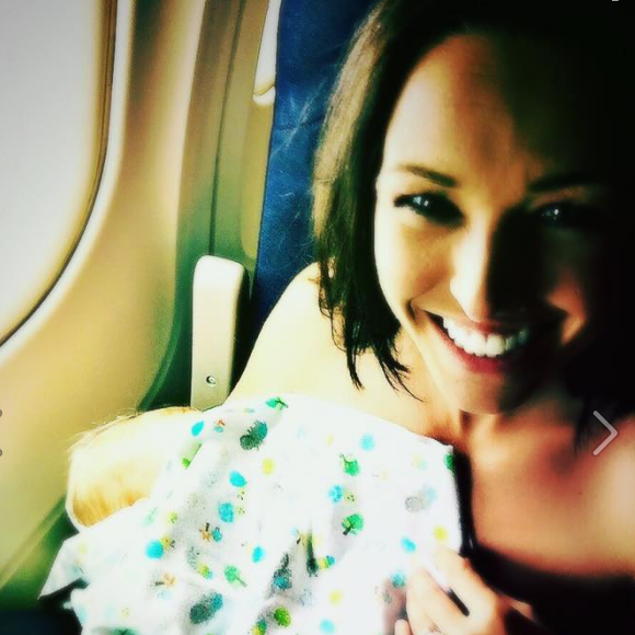 Natasha St-Pier dans l'avion avec Bixente.