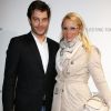 Elodie Gossuin et son mari Bertrand Lacherie au BMW i Tour organisé à Paris le 3 avril 2013.