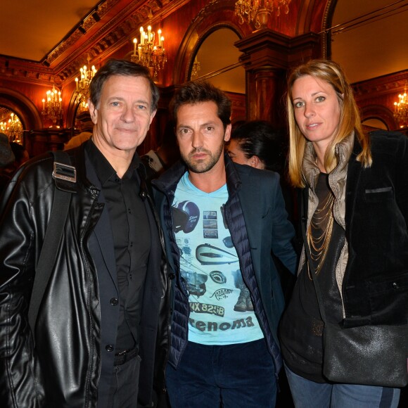 Francis Huster, Frédéric Diefenthal et sa compagne - Générale de la pièce "À droite, à gauche" au Théâtre des Variétés à Paris le 12 octobre 2016. © Coadic Guirec/Bestimage