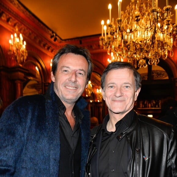 Jean-Luc Reichmann et Francis Huster - Générale de la pièce "À droite, à gauche" au Théâtre des Variétés à Paris le 12 octobre 2016. © Coadic Guirec/Bestimage