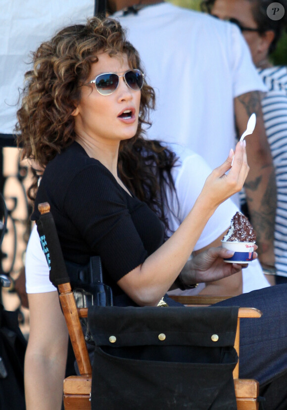 Jennifer Lopez sur le tournage de "Shades of Blue" à New York, le 15 septembre 2016.