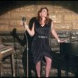 Beth Hart dans le clip Love is a lie, extrait de l'album Fire on the floor, octobre 2016.