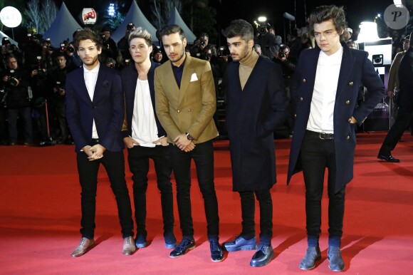 Louis Tomlinson, Niall Horan, Liam Payne, Zayn Malik und Harry Styles (One Direction) lors de la 15eme edition des NRJ Music Awards a Cannes. Le 14 decembre 2013