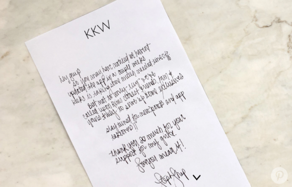 Stephanie Sheppard, l'assistante de Kim Kardashian, donne des nouvelles de la vedette de télé-réalité après son agression à Paris, le 3 octobre dernier. Photo publiée sur l'application de Kim Kardashian, le 17 octobre 2016