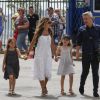 Sarah Jessica Parker et son mari Matthew Broderick emmènent leurs filles, les jumelles Tabitha et Marion, au parc d'attraction "Tibidabo Amusement" à Barcelone, Espagne, le 20 juillet 2016.