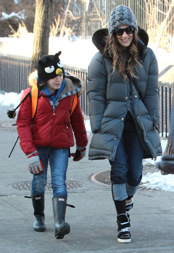 Sarah Jessica Parker emmene son fils James à l'école à New York, le 12 février 2014.