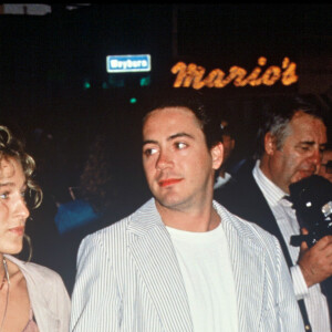 Robert Downey et Sarah Jessica Parker à la première de Shoe Salesman Finds His Soulmate, le 21 janvier 1995