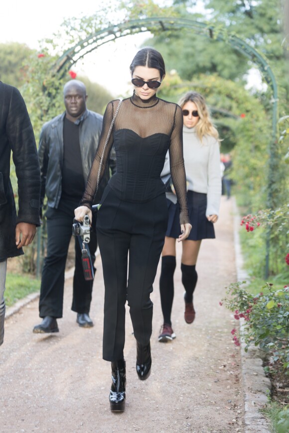 Kendall Jenner à Paris, le 2 octobre 2016 pendant la fashion week.