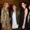 Justin Bieber, Kendall Jenner et Kris Jenner à l' Hotel Peninsula de Paris, le 30 septembre 2014