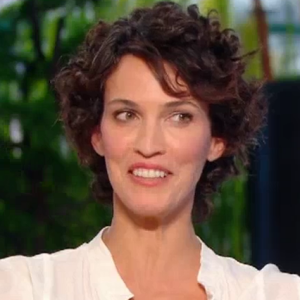 Linda Hardy invitée de l'émission "Amanda" de France 2, le 18 octobre 2016.