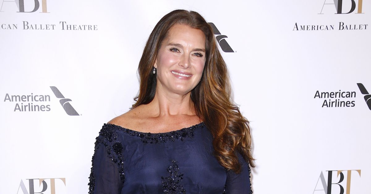 Brooke Shields glitters in gown at American Ballet Theatre 
