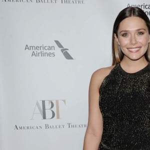 Elizabeth Olsen au gala d'automne "American Ballet Theater 2016" au Lincoln Center à New York, le 20 octobre 2016.