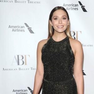 Elizabeth Olsen au gala d'automne "American Ballet Theater 2016" au Lincoln Center à New York, le 20 octobre 2016.