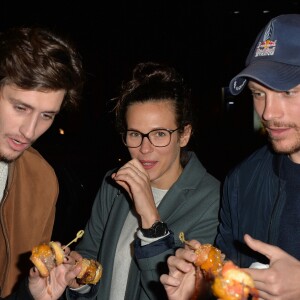 Exclusif - Léa Arnezeder, et son compagnon Jean-Baptiste Maunier, Lorie et son compagnon Roby Schinasi - Soirée de lancement du restaurant "Hardy" le 18 octobre 2016.