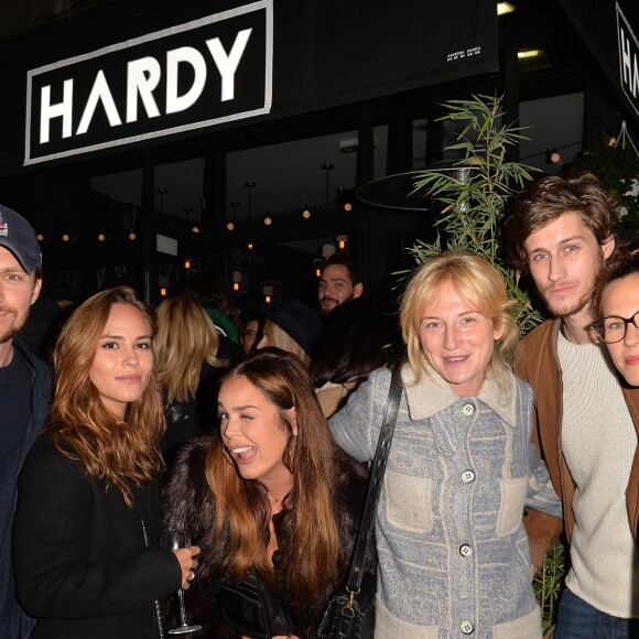 Exclusif - Roby Schinasi, Léa Arnezeder, Lola Dewaere, Jean-Baptiste Maunier et Lorie - Soirée de lancement du restaurant "Hardy" le 18 octobre 2016.