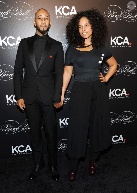 Alicia Keys et son époux Swizz Beatz au gala de sa fondation "Keep a Child Alive" à New York City, le 19 octobre 2016