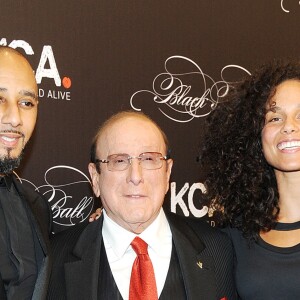 Swizz Beatz, Clive Davis et Alicia Keys au gala de sa fondation "Keep a Child Alive" à New York City, le 19 octobre 2016