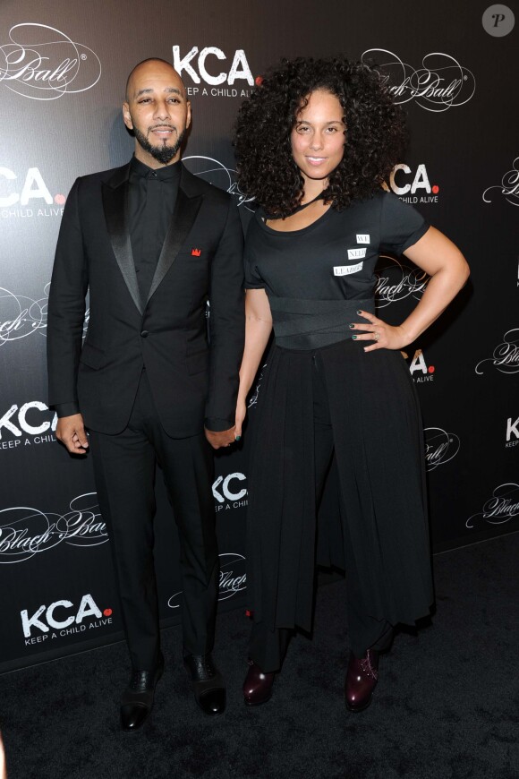 Alicia Keys et son époux Swizz Beatz au gala de sa fondation "Keep a Child Alive" à New York City, le 19 octobre 2016