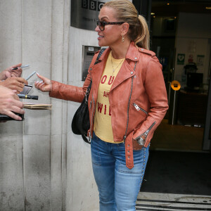 Anastacia quitte les studios de la BBC à Londres le 19 aout 2016.