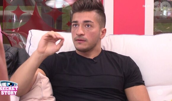 - "Secret Story 10" sur NT1, le 24 octobre 2016.