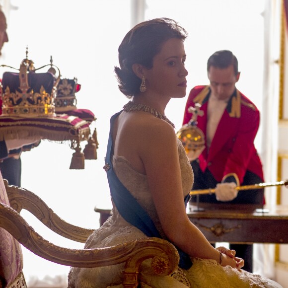 Claire Foy est Elisabeth II, dans The Crown, une série originale Netflix.