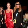 Nicky Hilton-Rothschild et sa soeur Paris Hilton au défilé de mode "Jeremy Scott" lors de la fashion week de New York à Moynihan Station à New York City, New York, Etat-Unis, le 12 septembre 2016. © Sonia Moskowitz/Globe Photos/Zuma Press/Bestimage