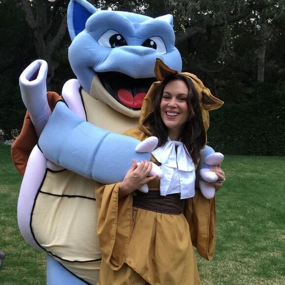 Alyssa Milano a fêté Halloween avec ses proches sur le thème de Pokémon Go. Instagram, octobre 2016.