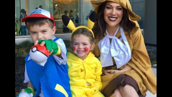 Alyssa Milano : Ravissante bête à poils avec ses enfants pour fêter Halloween