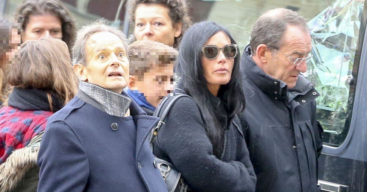 Quand L Enterrement De Jean Pierre Pernaut Jean-Pierre Pernaut, sa femme Nathalie Marquay-Pernaut, leurs enfants