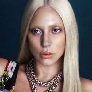 Lady Gaga pour Versace. Campagne printemps-été 2014.