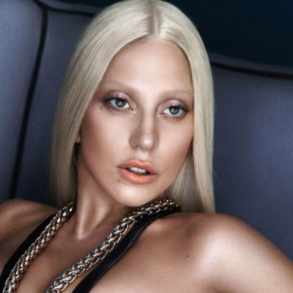 Lady Gaga pour Versace. Campagne printemps-été 2014.