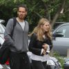 Exclusif - Russell Brand et sa fiancée Laura Gallacher, enceinte, à Londres, le 2 juin 2016.
