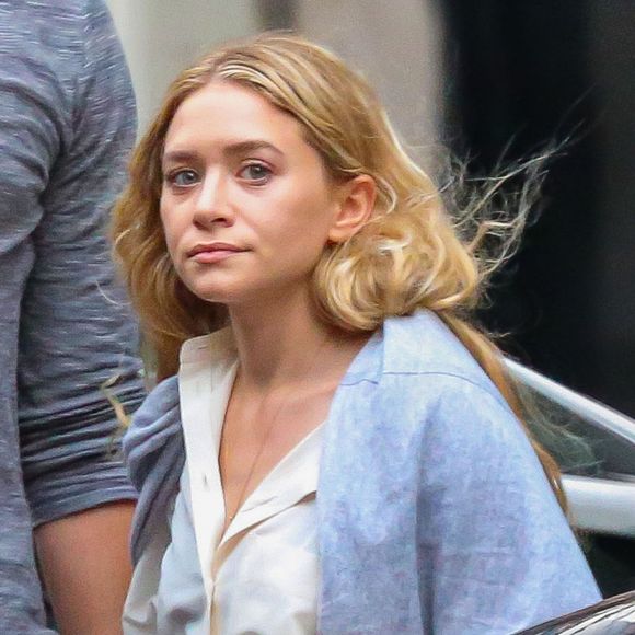 Exclusif - La célèbre jumelle Ashley Olsen sort de son appartement à New York le 3 août 2014. 