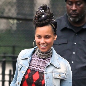 Alicia Keys avec des amis dans le quartier d'East Village à New York City, New York, Etats-Unis, le 13 octobre 2016