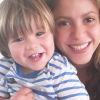 Shakira pose avec son fils Sasha sur Instagram le 15 novembre 2016.
