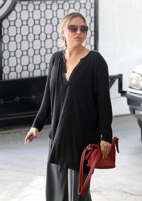 Brooke Mueller (ex-femme de Charlie Sheen) fait un stop au centre medical a Hollywood Le 15 novembre 2013.