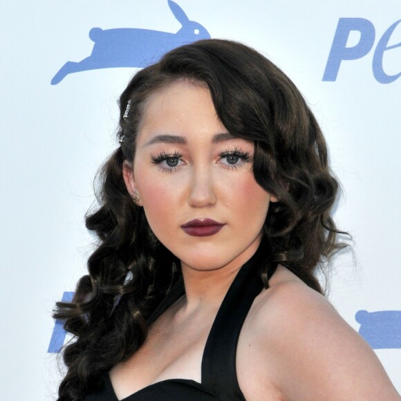 Noah Cyrus lors du gala du 35ème anniversaire de la PETA au Hollywood Palladium à Hollywood, le 30 septembre 2015.