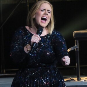 Adele en concert à la Bridgestone Arena de Nashville, le 16 octobre 2016