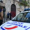 La Police Technique et Scientifique quitte l'hôtel de Pourtalès où Kim Kardashian a été attaquée. Paris le 3 octobre 2016.