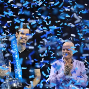 Andy Murray a battu Novak Djokovic en finale du Masters de Londres le 20 novembre 2016 à l'O2 Arena, entérinant sa place de nouveau numéro un mondial à l'ATP.