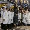 Kate Middleton, duchesse de Cambridge, lors d'une tea party au Museum d'histoire naturelle de Londres le 22 novembre 2016 pour dire au revoir à Dippy, le diplodocus emblématique de l'établissement, en compagnie d'enfants d'une école travaillant avec Place2Be dont elle est la marraine.