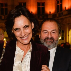 Inès de La Fressange et son compagnon Denis Olivennes - Générale de la pièce de théâtre "Tout ce que vous voulez" au Théâtre Edouard VII à Paris le 19 septembre 2016.