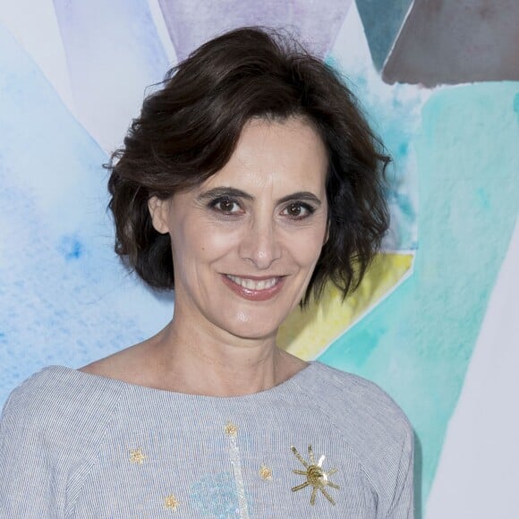 Inès de la Fressange - People au défilé de mode Haute-Couture automne-hiver 2016/2017 "Schiaparelli" à Paris. Le 4 juillet 2016